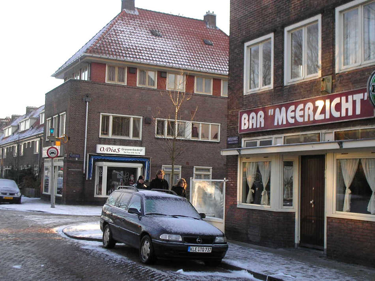 Café Bar Meerzicht Middenweg 398 - 2013 .<br />Foto: Jo Haen © 