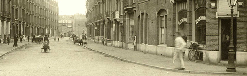 Celebesstraat 55 - ± 1925 .<br />Foto: Beeldbank Amsterdam 