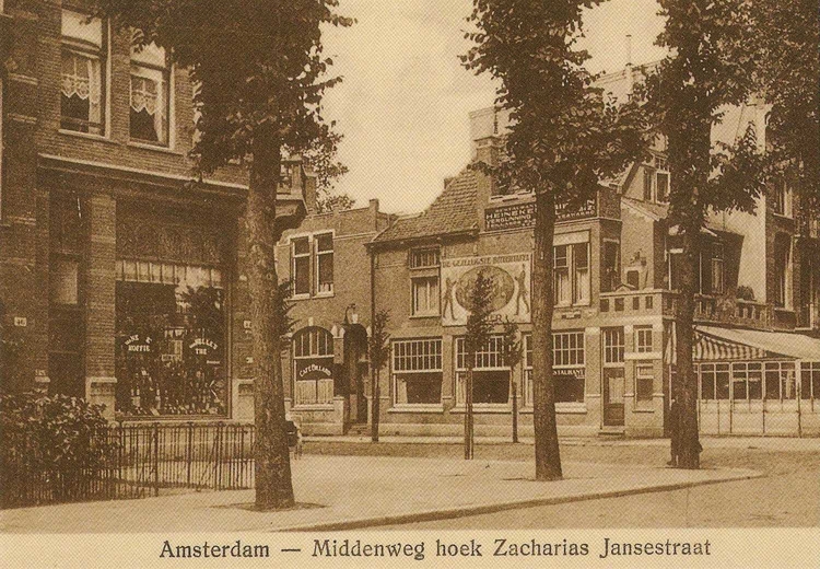 Middenweg 40 - 42 - 1928 .<br />Foto: Beeldbank Amsterdam 