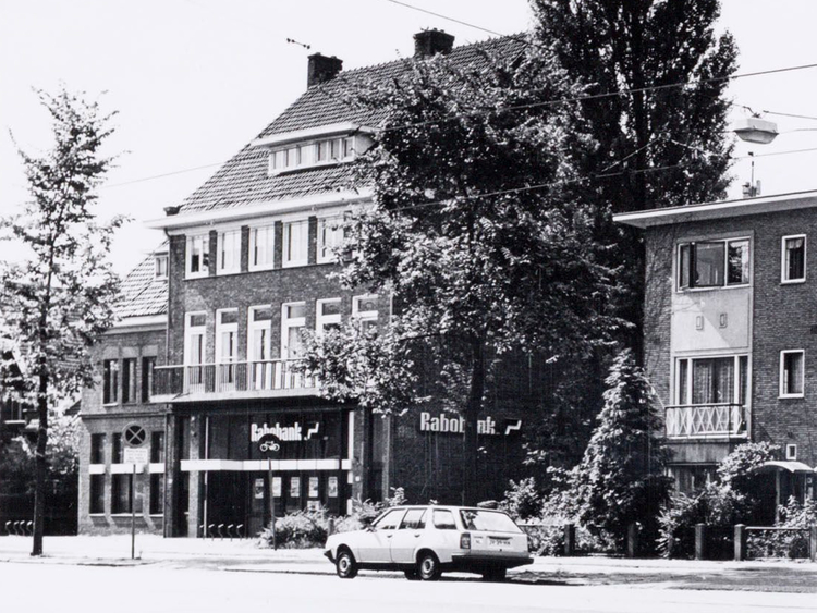 Middenweg 88 - 1985 .<br />Foto: Beeldbank Amsterdam 