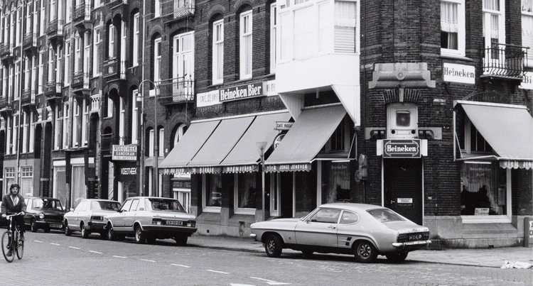 Celebesstraat 31 - 38 - 1982 .<br />Foto: Beeldbank Amsterdam 