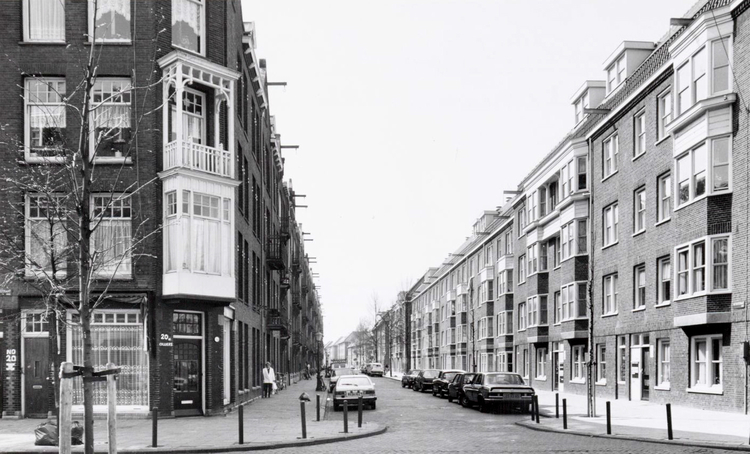 Cilliersstraat 20 - 1985 .<br />Foto: Beeldbank Amsterdam 