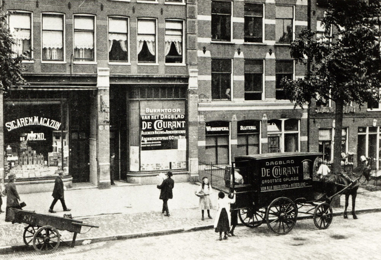 Commelinstraat 53-61 - 1911 .<br />Foto: Beeldbank Amsterdam 