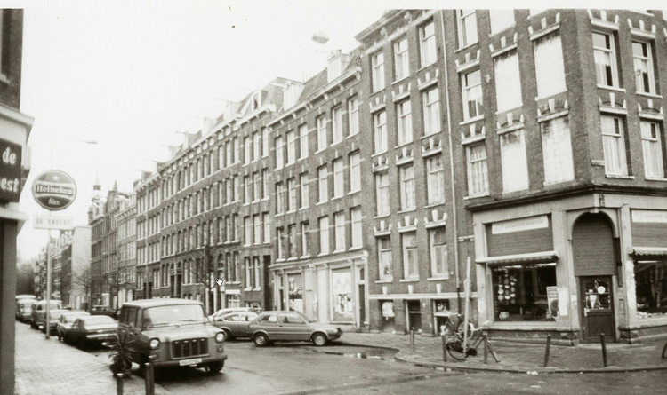 Dapperplein 12 hoekpand - 1983 .<br />Foto: Beeldbank Amsterdam 
