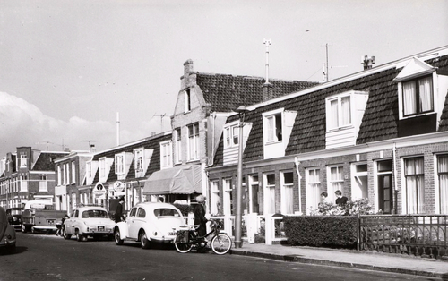 Fahrenheitstraat 22 - 1966 .<br />Foto: Beeldbank Amsterdam 