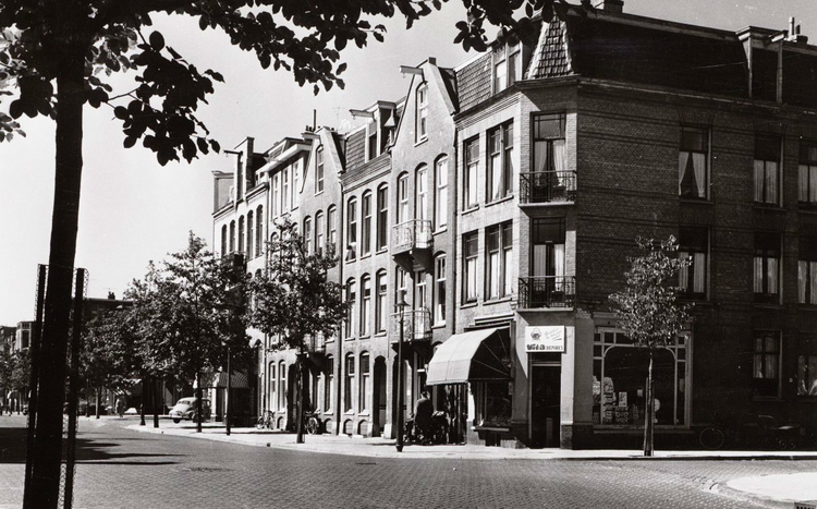 Hogeweg 43-41 enz. - 1959 .<br />Foto: Beeldbank Amsterdam 