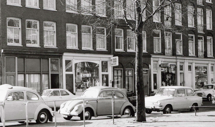 Iepenplein 22 - 1969 .<br />Foto: Beeldbank Amsterdam 