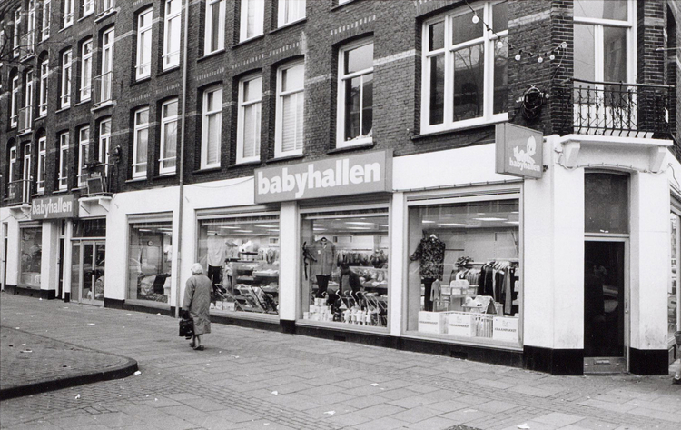 Javastraat 86 - 1991 .<br />Foto: Beeldbank Amsterdam<br />Klik rechts bovenaan op de foto en de foto wordt vergroot weergegeven. .<br />Foto: Beeldbank Amsterdam 