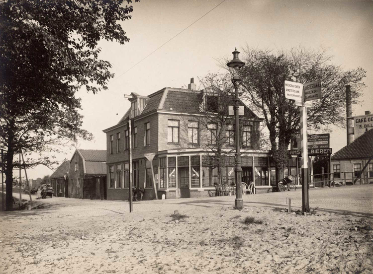 Ooster Ringdijk  v.d.Vuurst - 1925 .<br />Foto: Beeldbank Amsterdam 