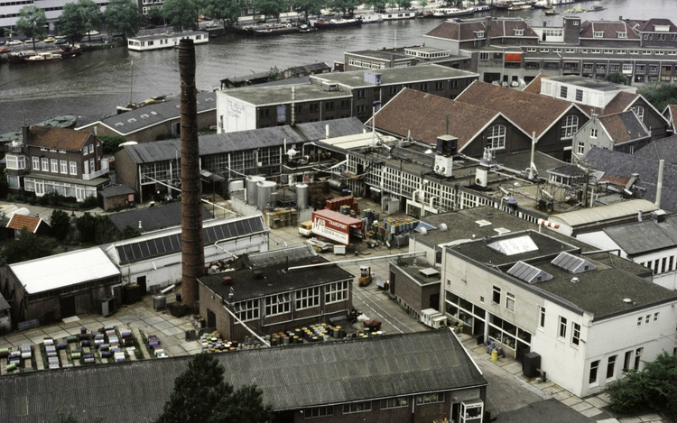 Omval 65 - 1975 .<br />Foto: Beeldbank Amsterdam 