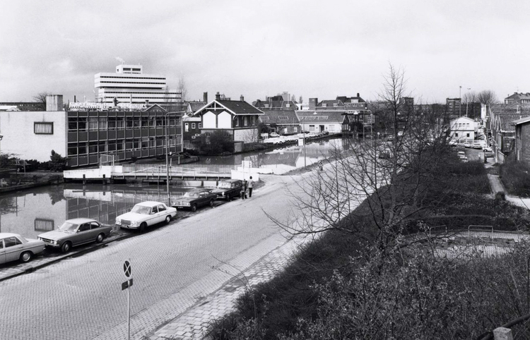 Omval 65 - 1975 .<br />Foto: Beeldbank Amsterdam 