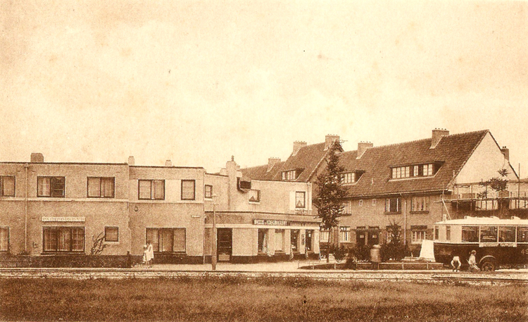Onderlangs 05 - ± 1928 .<br />Foto: Jan van Deudekom 