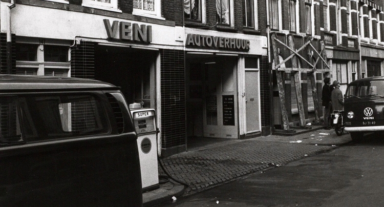 Tweede Oosterparkstraat 147-149  - ± 1975 .<br />Foto: Beeldbank Amsterdam 