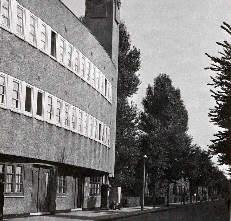 Veeteeltstraat 114 - 1937 .<br />Foto: Beeldbank Amsterdam 