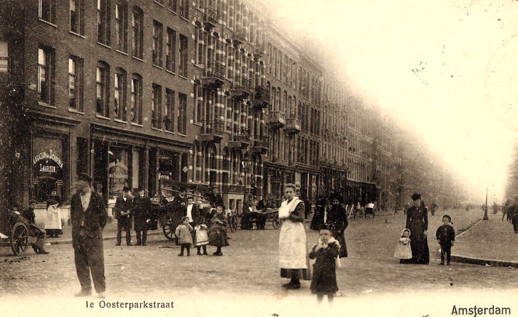1e Oosterparkstraat 107 hoek Wibautstraat 85 - ± 1905 Foto: Jan van Deudekom 